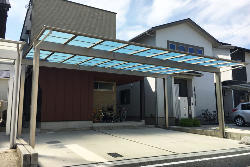 ゆとりある３台用カーポート　愛知県清須市